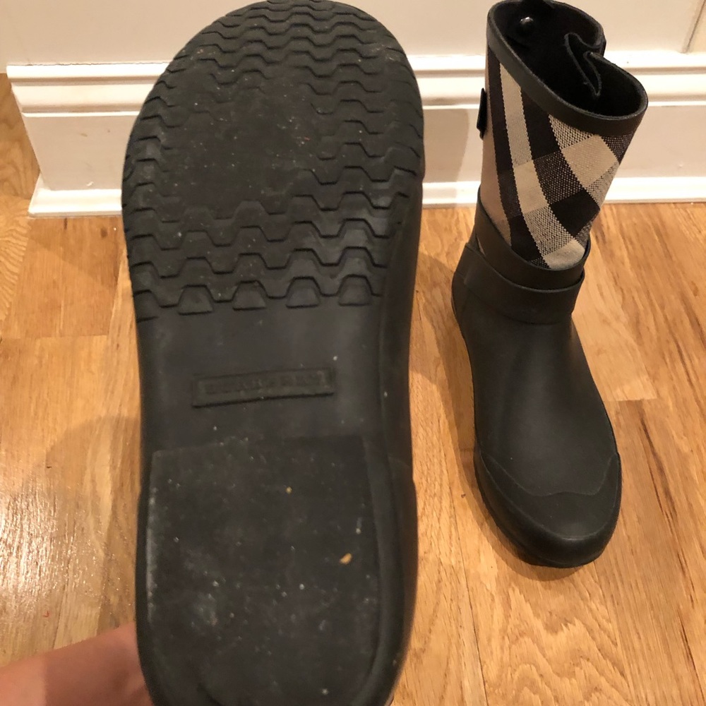 Burberry rain boots